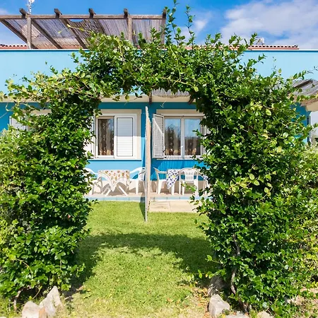 Dello Scoglio Tatil Evi *
